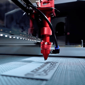 SERVICIO MINUTO CORTE LASER 