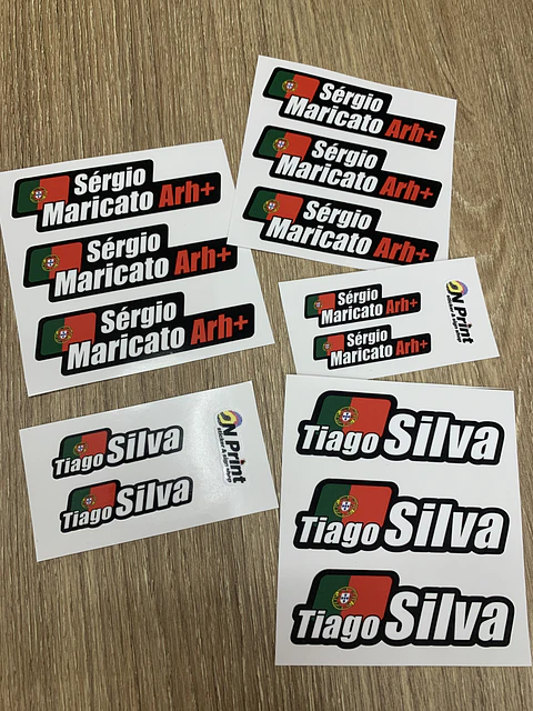 Autocolante Bandeira + Nome.