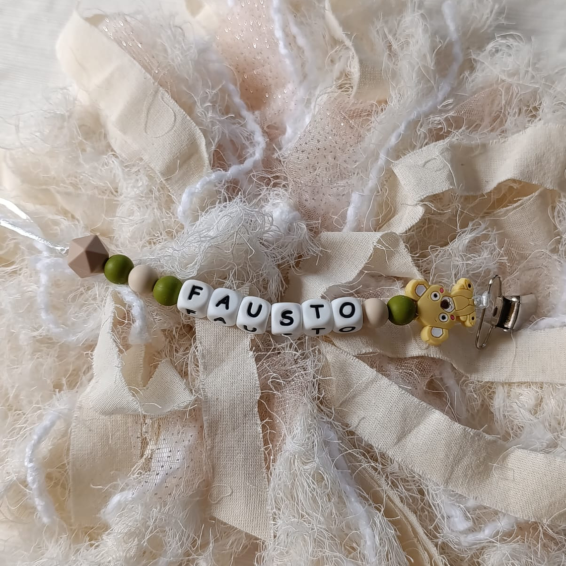 Portachupete personalizado broche plástico 2