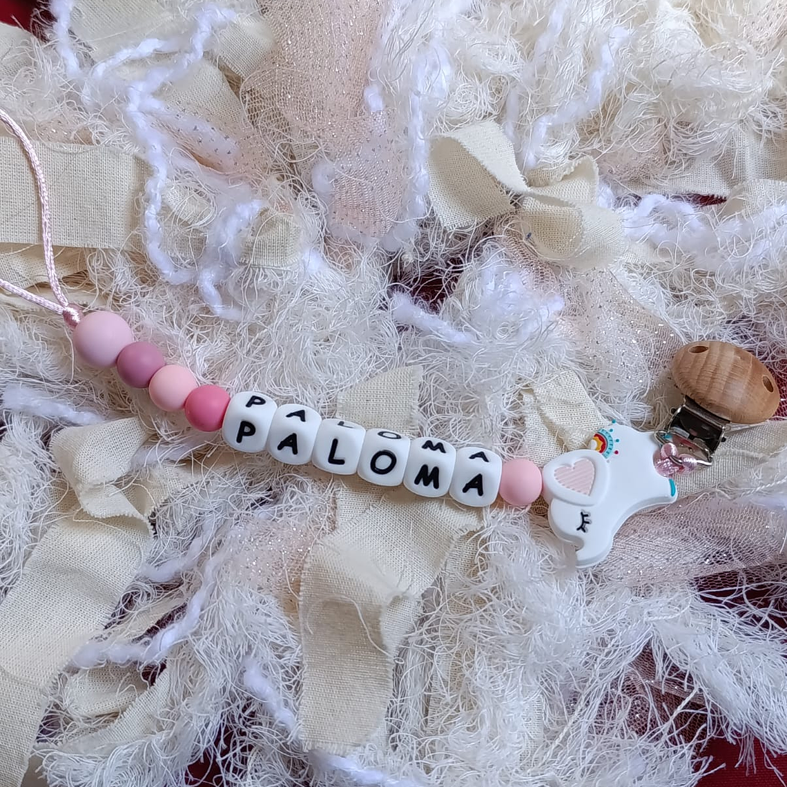 Portachupete personalizado broche madera circular 1