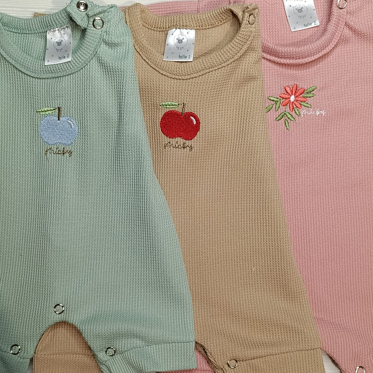 Enterito waffle + portachupete + manta de apego 2