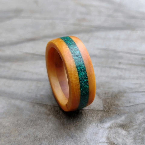 Anillo Picoyo y piedras