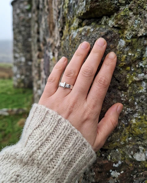 Anillo inspirado en la serie Outlander