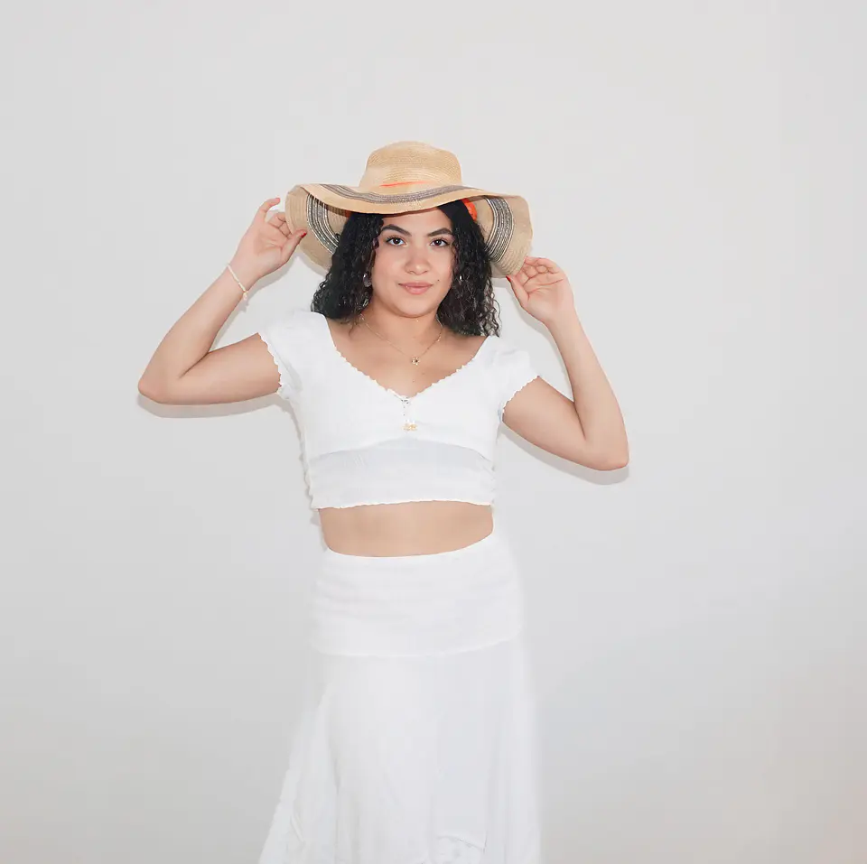 Top off shoulder pitas 1