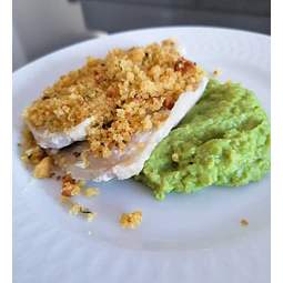 Lombo de Porco com Broa e Puré de Ervilhas