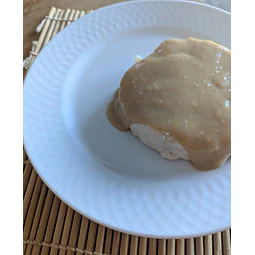 Hambúrguer de Frango com molho Sueco e Queijo Parmesão