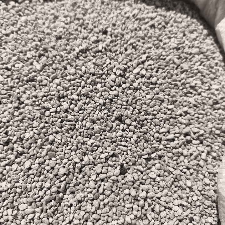 Piedra Pómez 1.5 a 3 mm – Mejorador de Sustrato para Plantas y Bonsái 3
