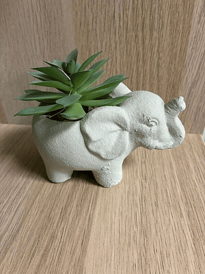 Vaso elefante com planta artificial B 10cm
