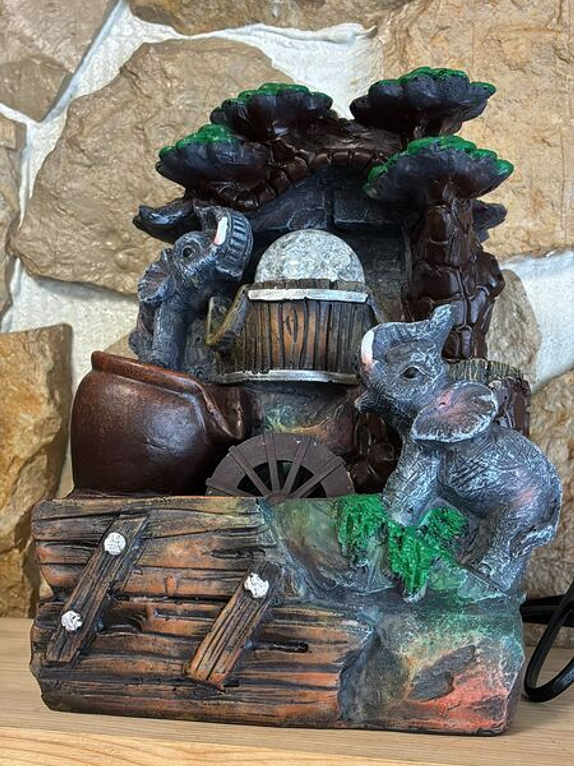 Fonte elefante 25X16X14cm 1