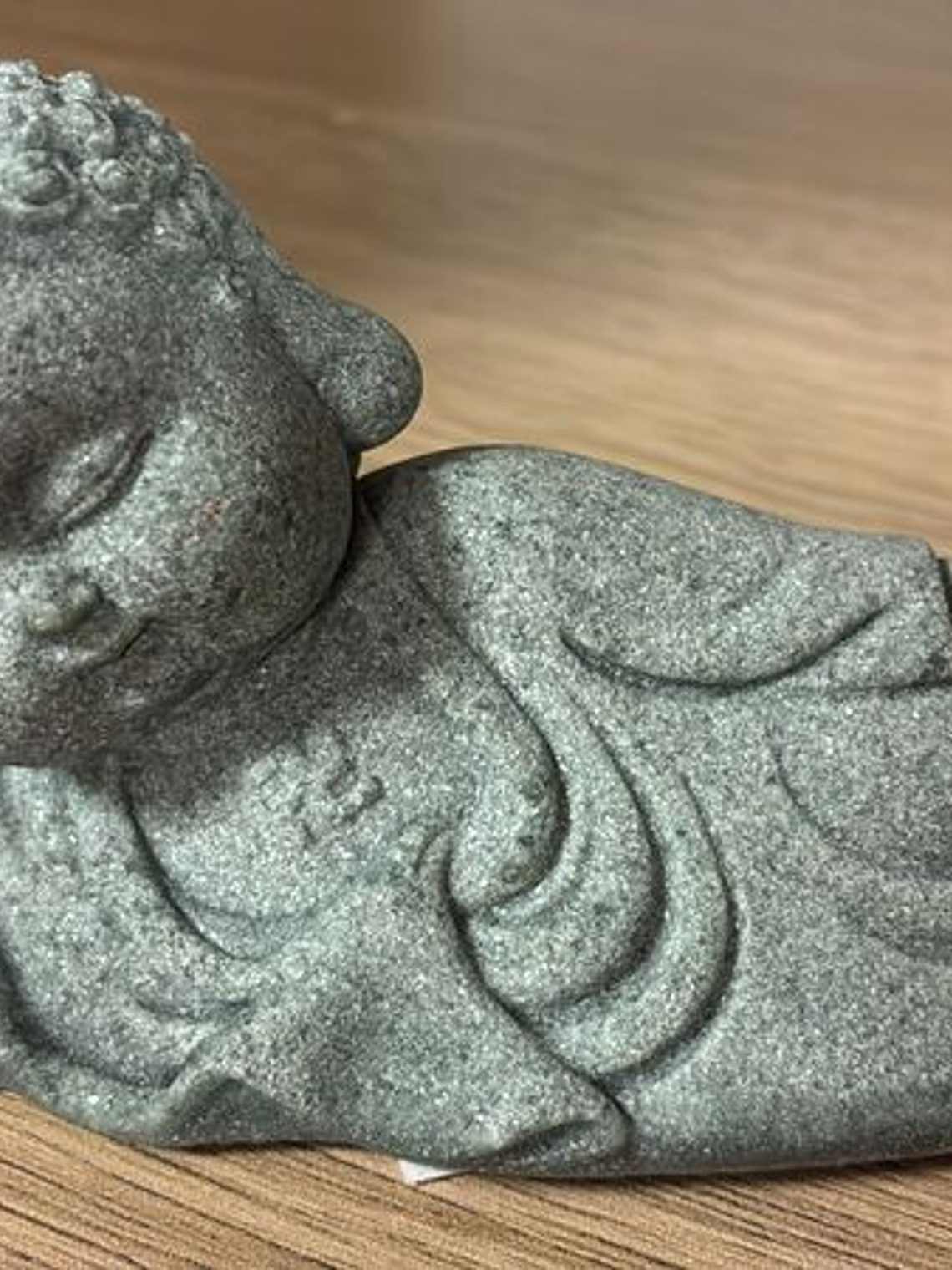 Buda Deitado  6X11X5 cm 1