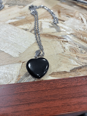 Fio de Aço com Pendente coraÃ§Ã£o de Onix