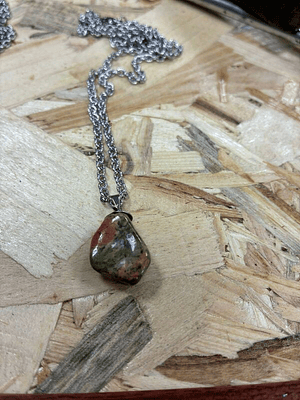 Fio de Aço com Pendente Unakite