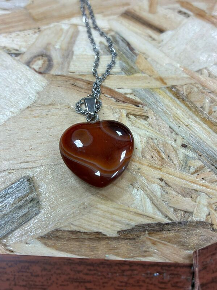 Fio de Aço com Pendente CoraÃ§Ã£o Cornalina 1