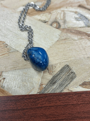 Fio de Aço com Pendente Ãgata Azul