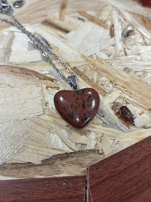 Fio de Aço com Pendente CoraÃ§Ã£o Jaspe Vermelha