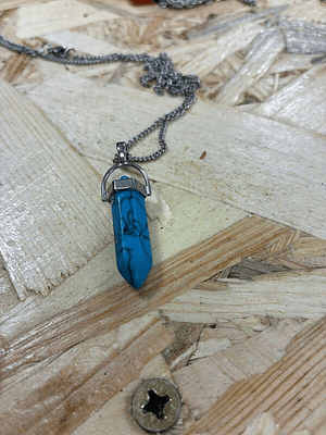 Fio de Aço com Pendente Turquesa