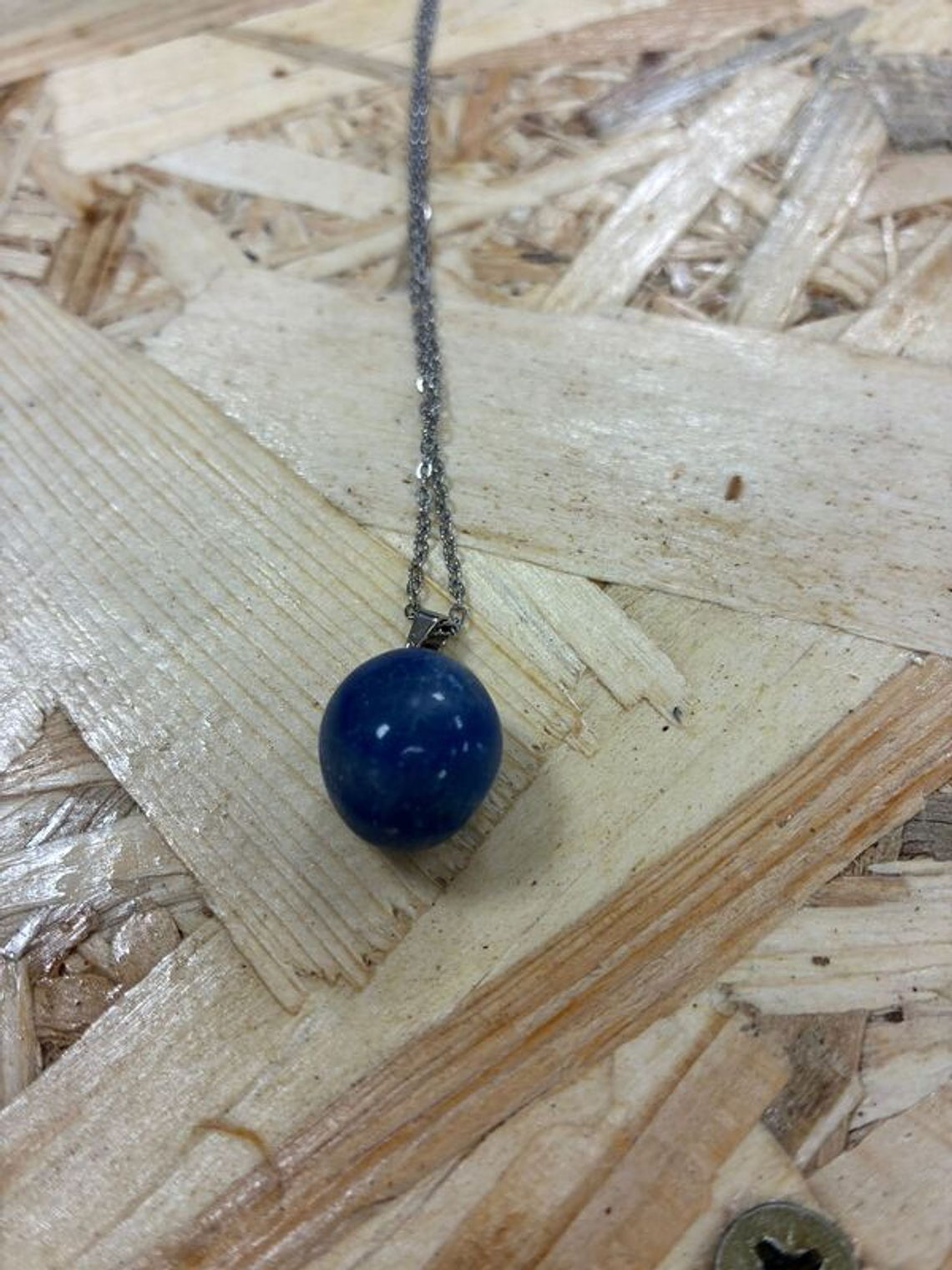 Fio de Aço com Pendente Quartzo Azul 1