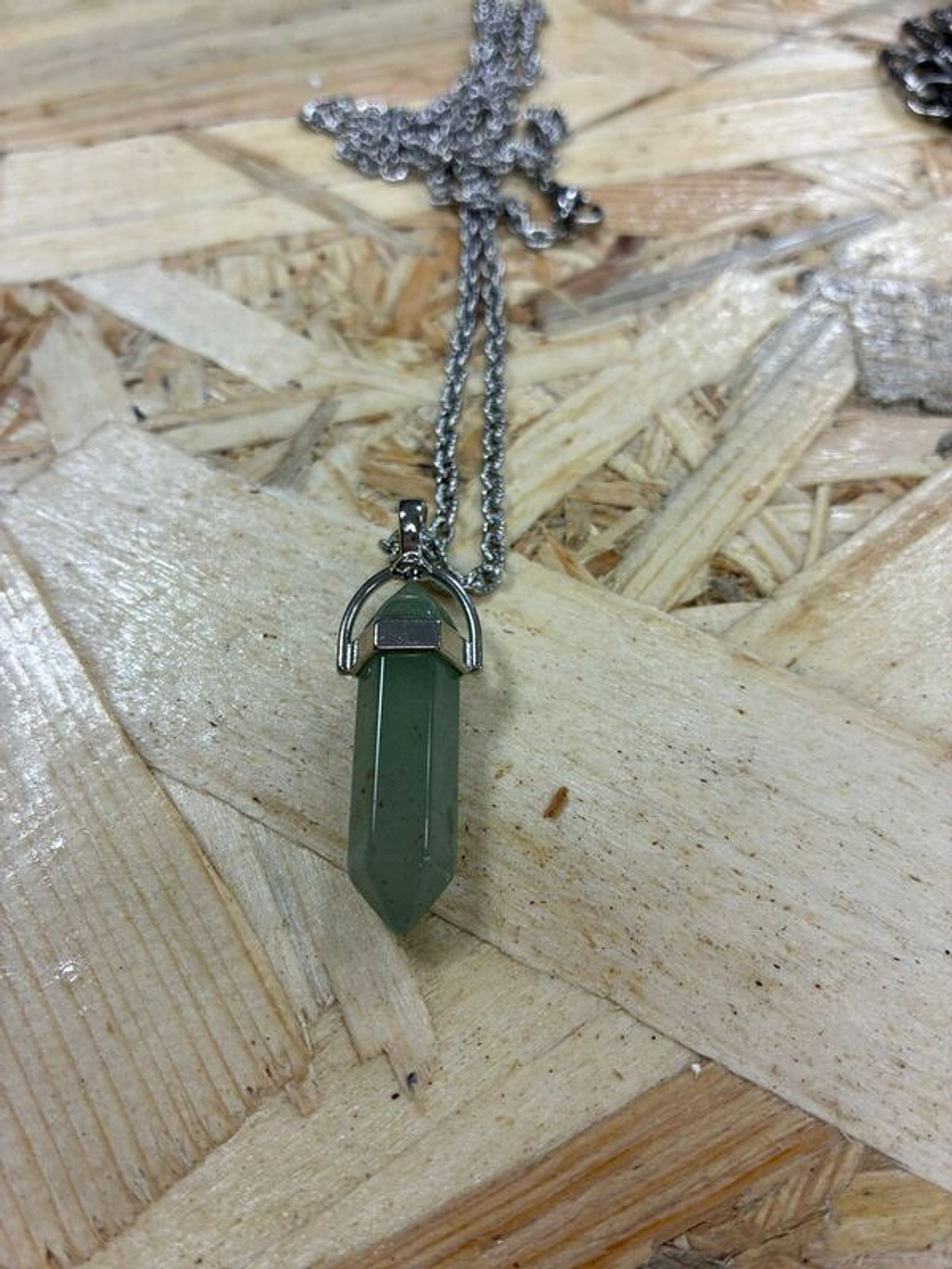 Fio de Aço com Pendente Aventurina 1