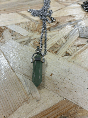 Fio de Aço com Pendente Aventurina