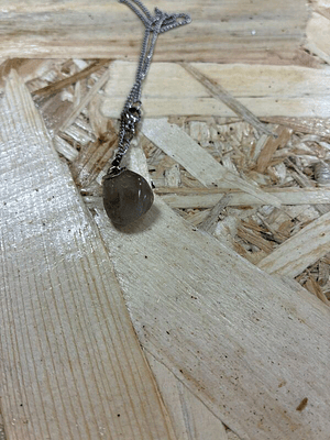 Fio de Aço com Pendente Quartzo FumÃ©