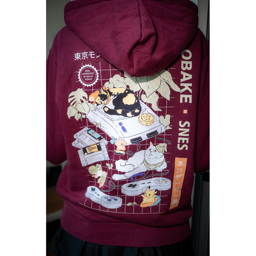 Poleron Canguro color Burdeo Diseño SNES