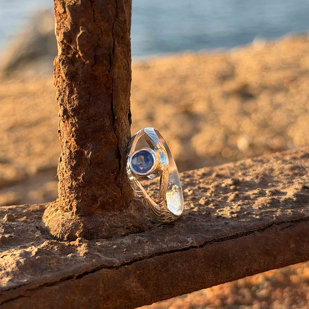 Mini Moksha Eyes Cianita Rings