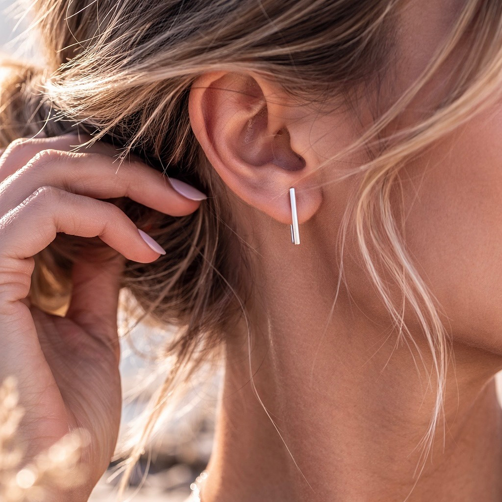 Minimalistic Line Earrigs