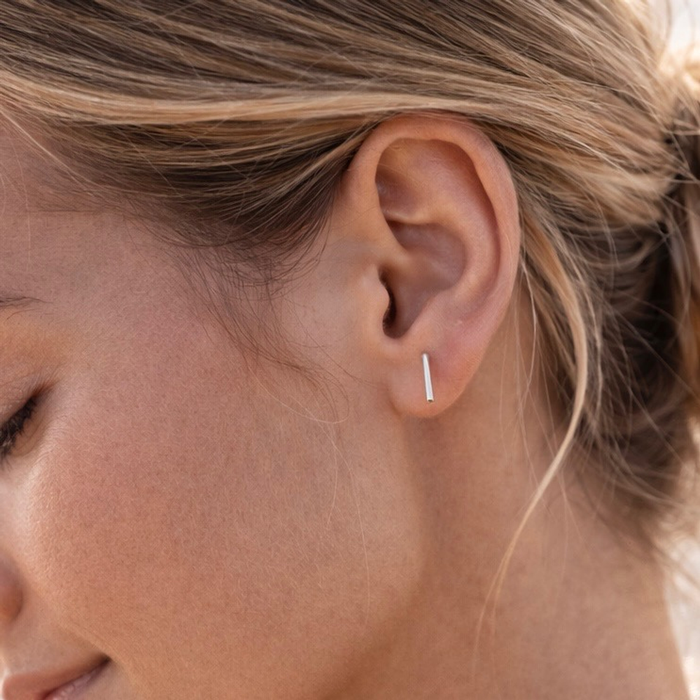 Minimalistic T Earrigs