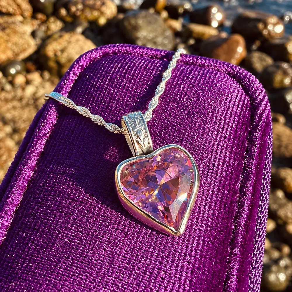 Rose DeWitt Pink Necklace