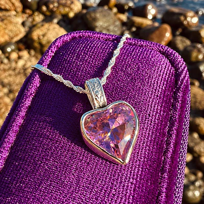 Rose DeWitt Pink Necklace