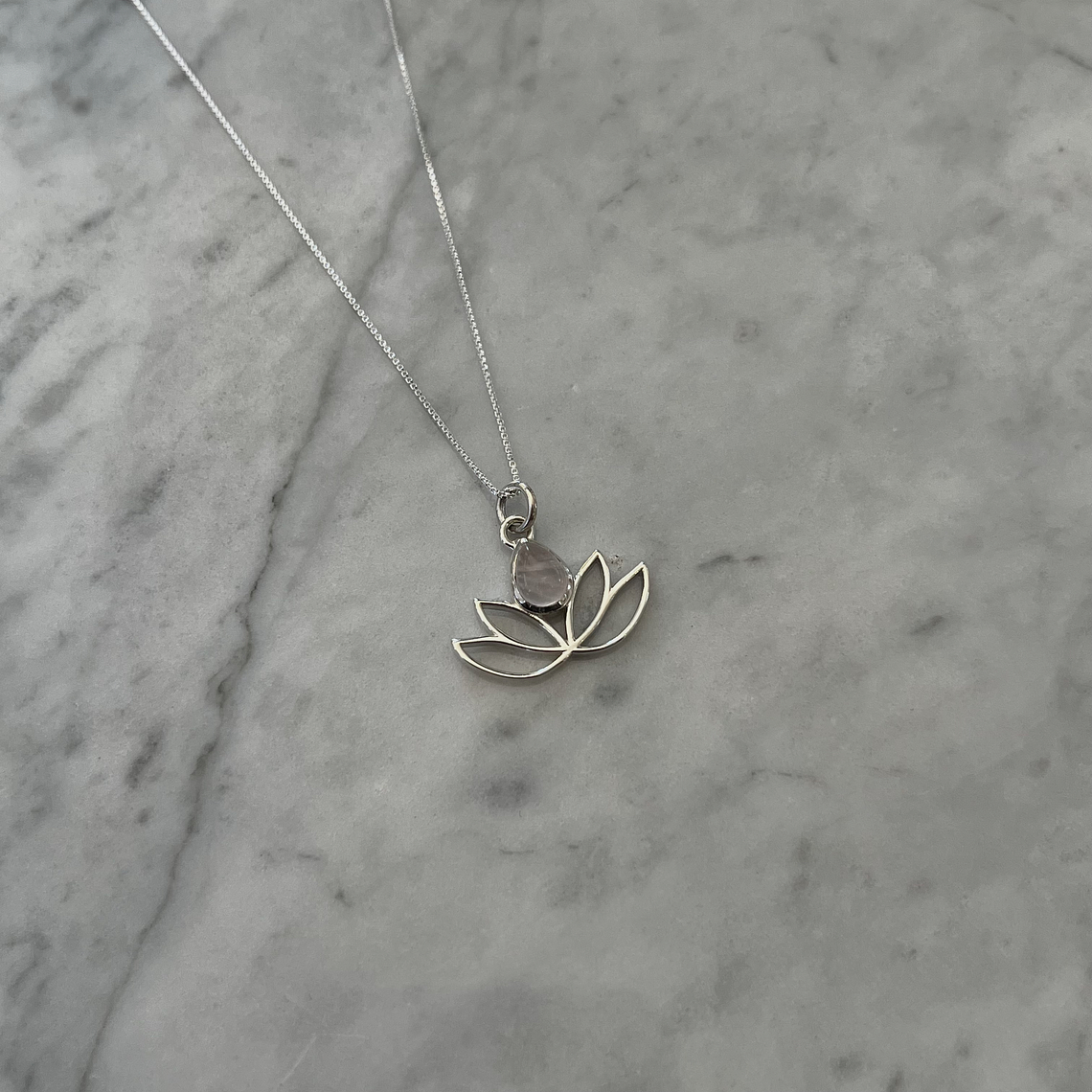 Collar Flor de Loto C. Rosa 1