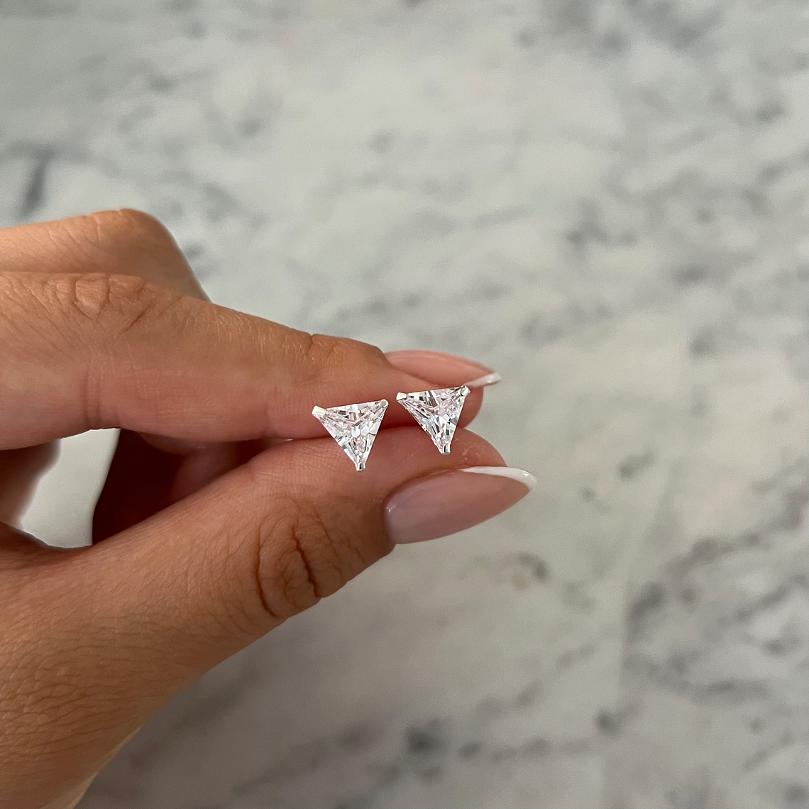 Arito Triangulo Circón 1