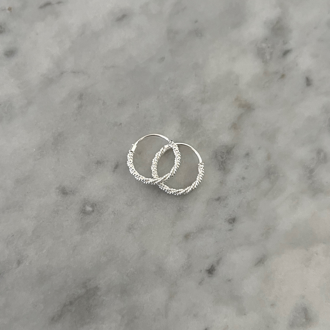 Argolla Thin Entorchada 14mm 1