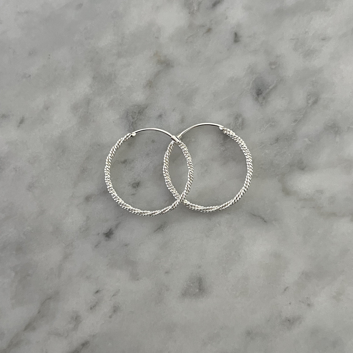 Argolla Thin Entorchada 22mm 1