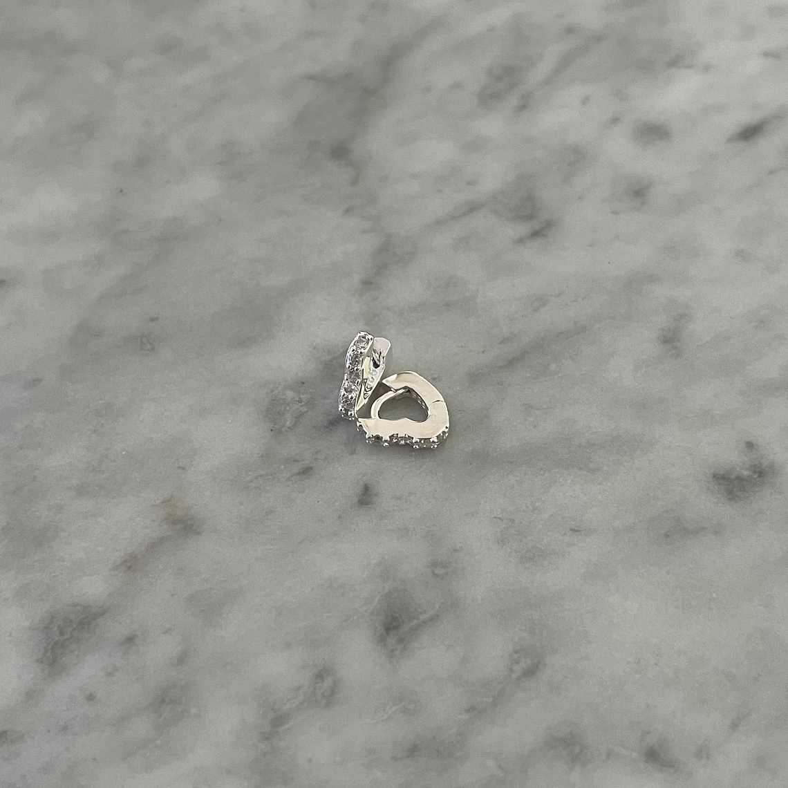 Huggie Heart 8mm 1