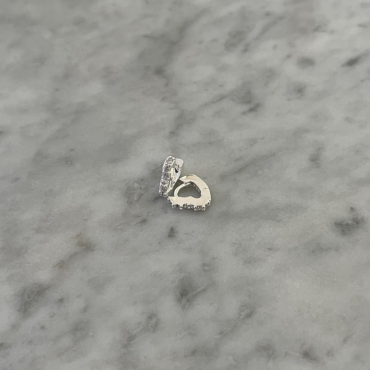 Huggie Heart 8mm 1
