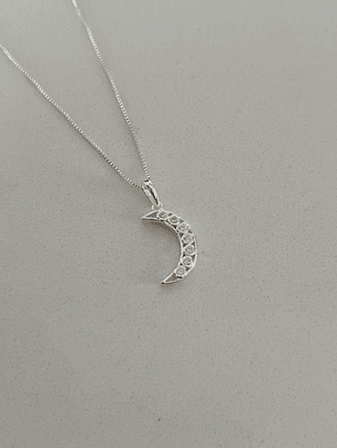 Collar White Moonlight