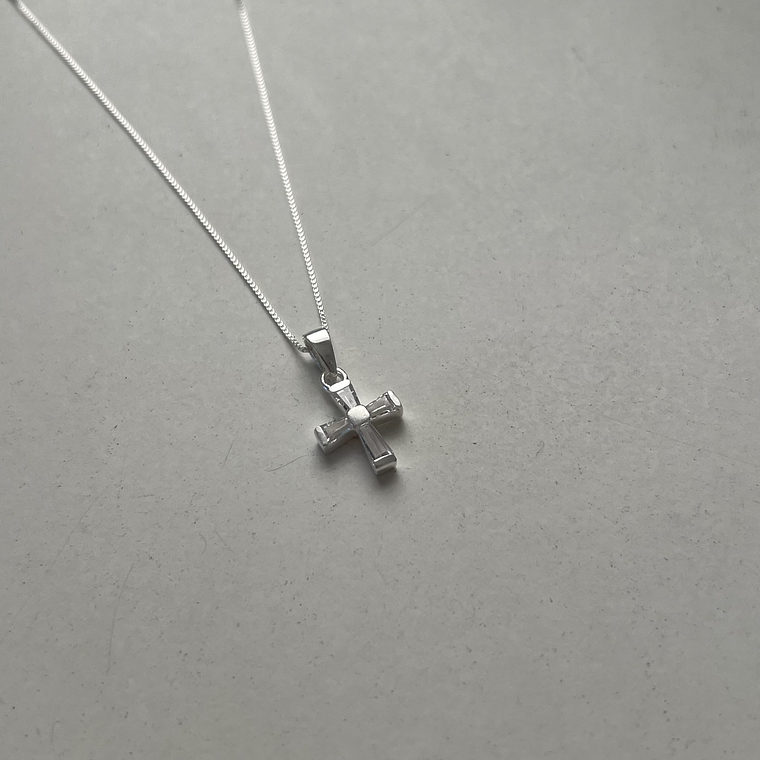 Collar Cruz Circón  1