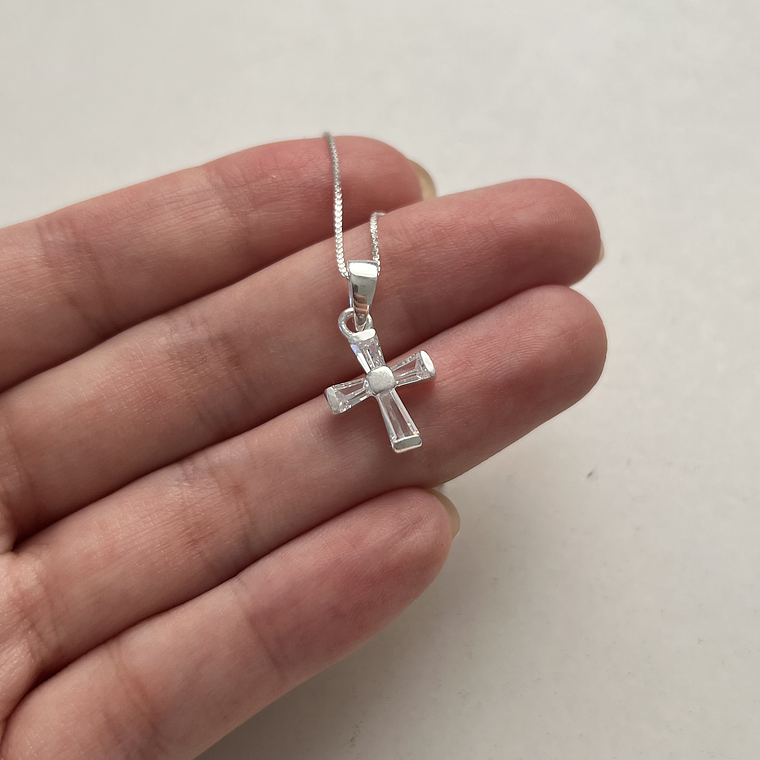 Collar Cruz Circón  2