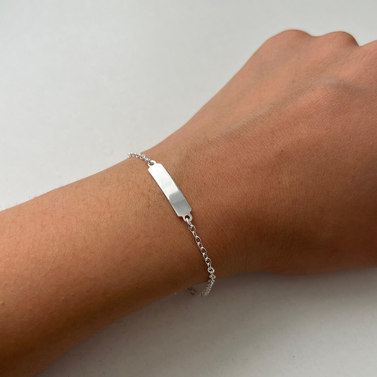 Piocha Clásica 20x4mm Personalizada 1