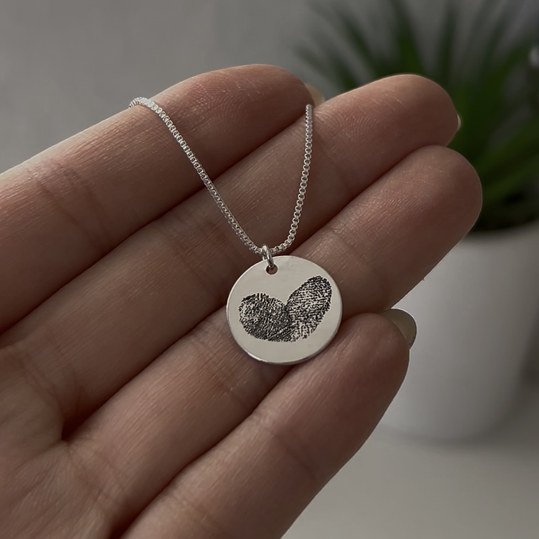 Collar Huellas Personalizado 1