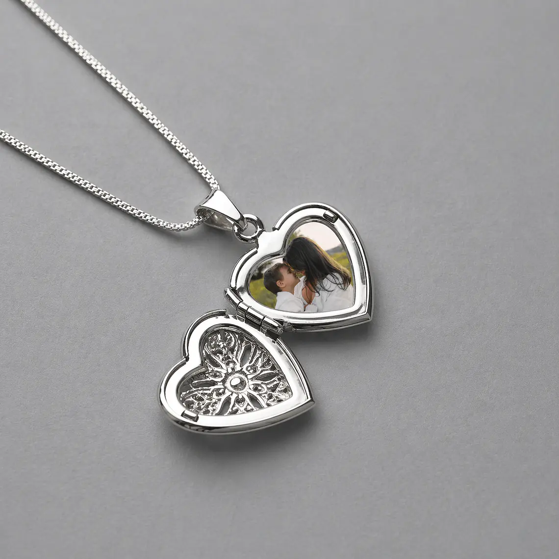 Relicario Personalizado Andaluz 12x10 mm 2