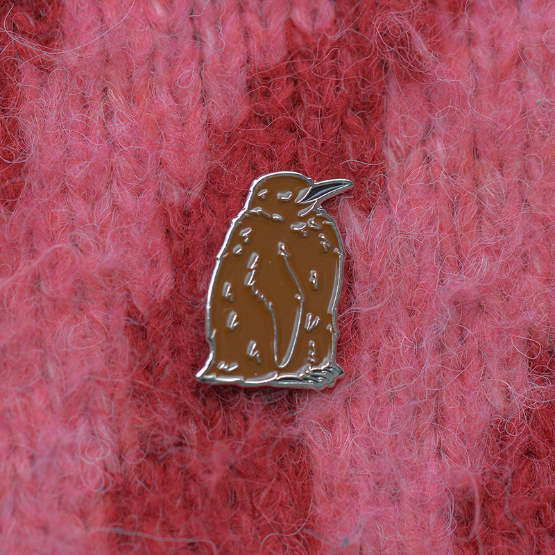 Pin Pingüino rey (Polluelo) 2