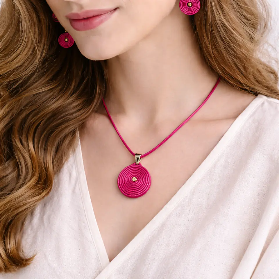 Collar y Aretes Nexo 3