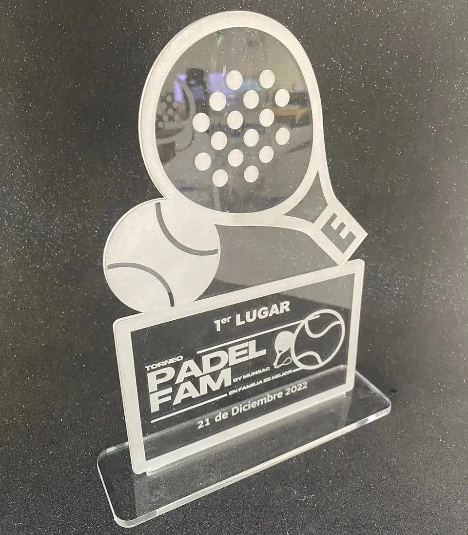 Trofeo Personalizado 4