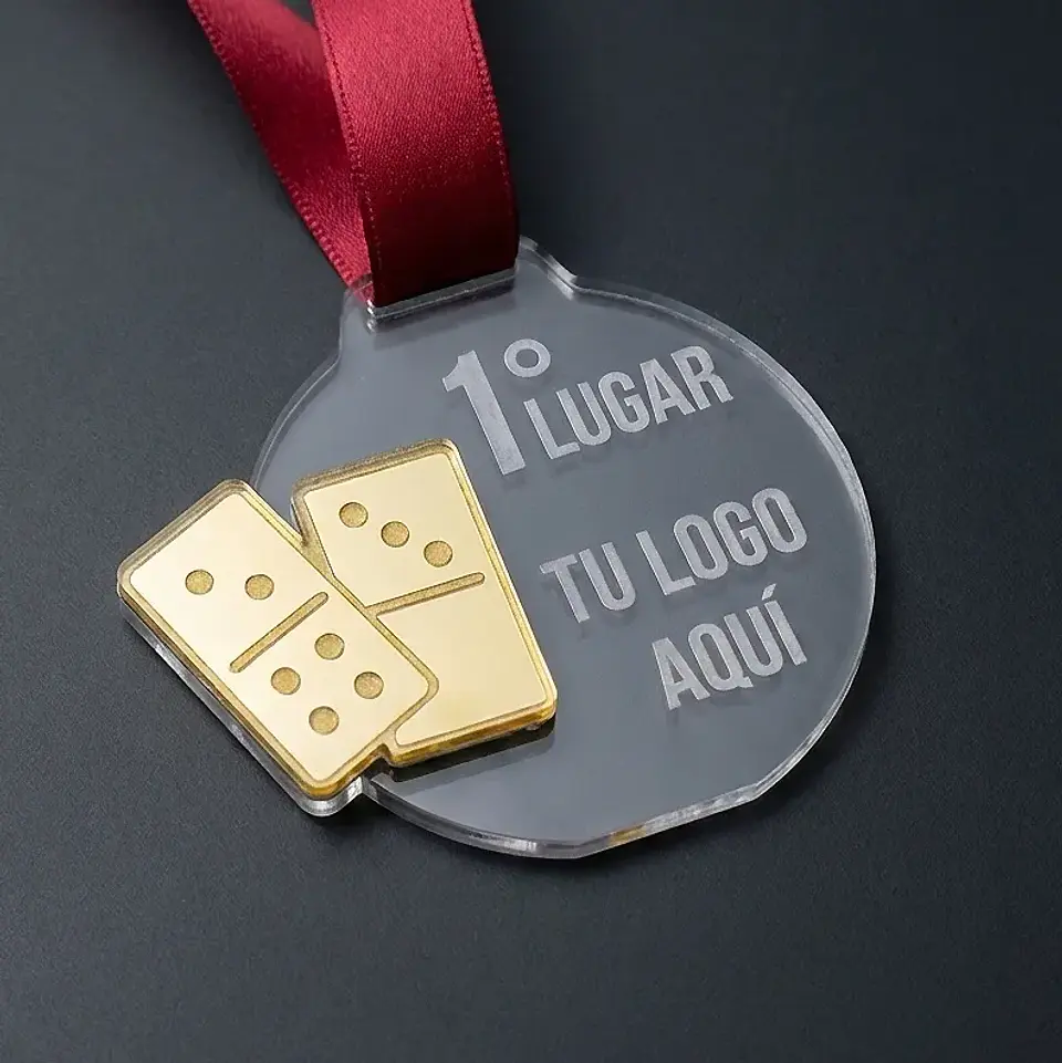 Medalla Dominó 1