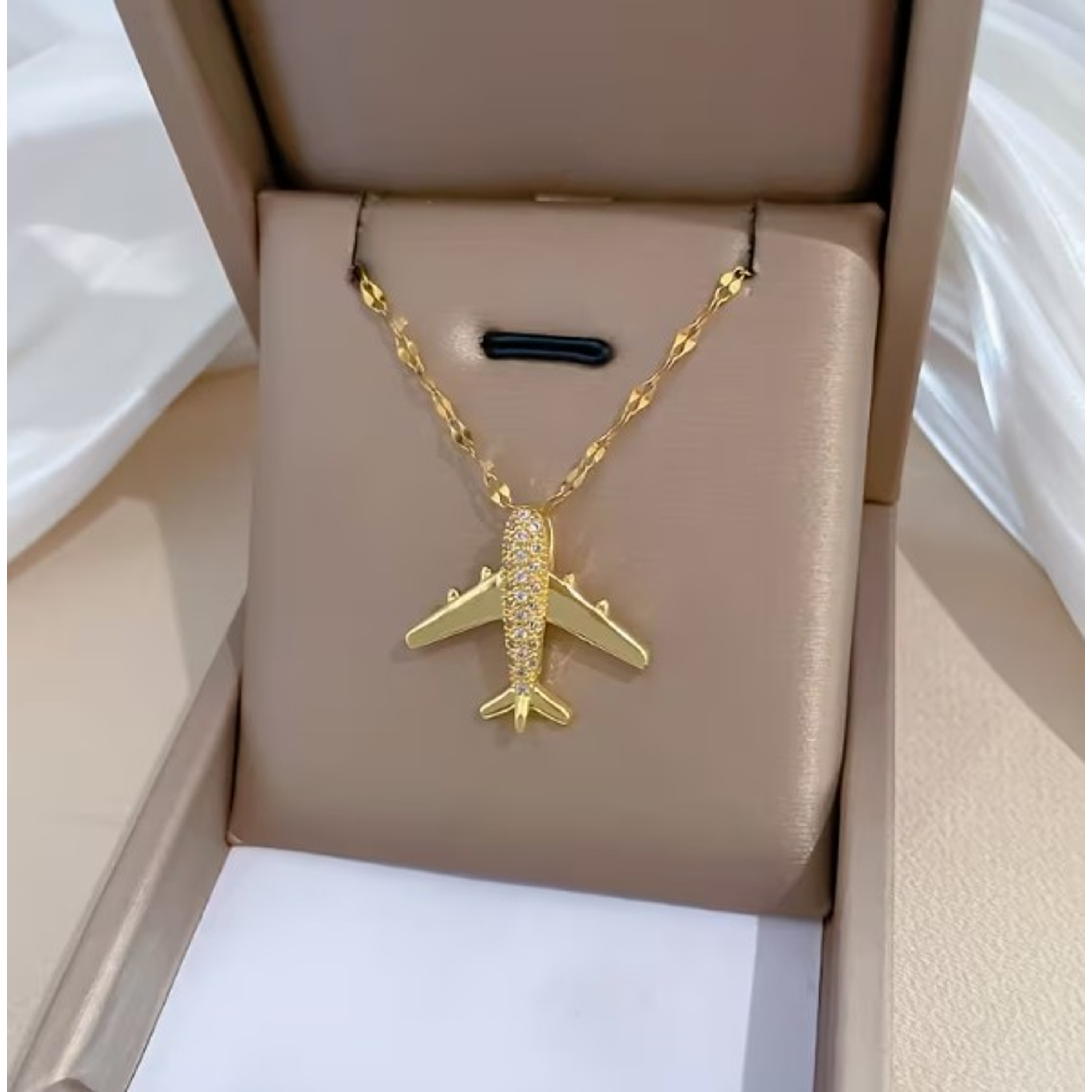 HERMOSO COLLAR COLLGANTE DE AVION 18K🌍 4