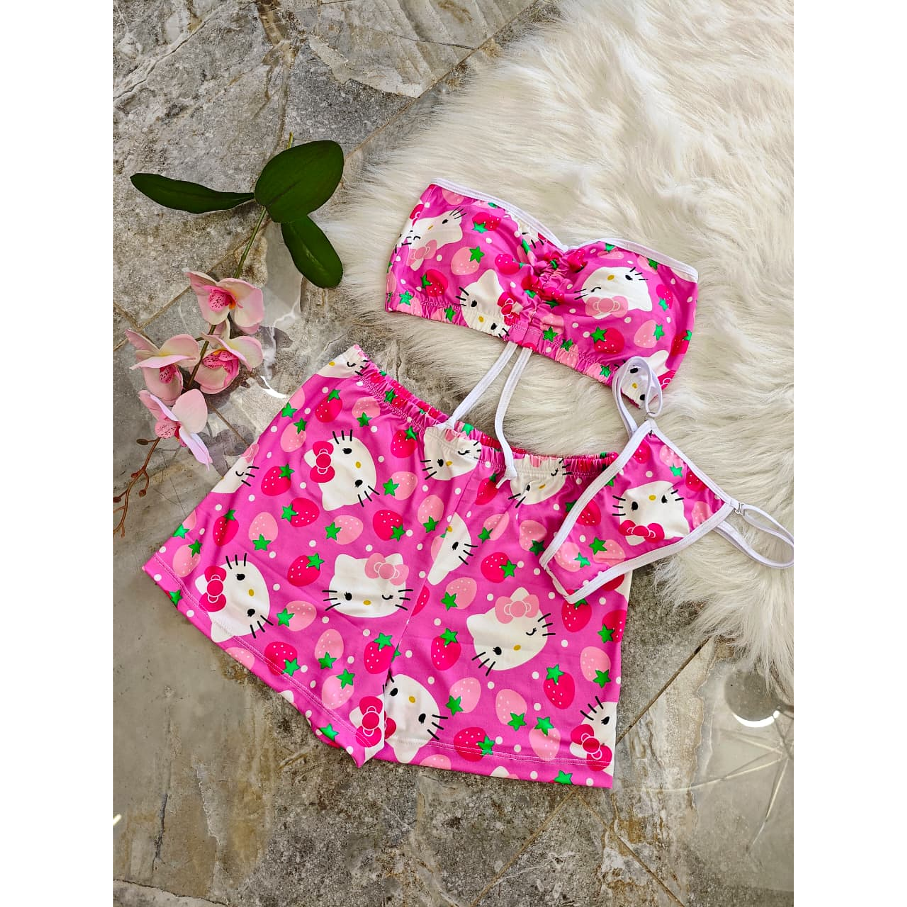 🎀🐱 PIJAMA HELLO KITTY 3 PIEZAS – DULCE Y COQUETA 🐱🎀 2