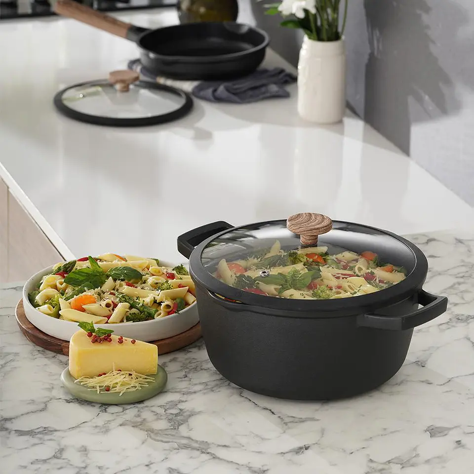 Olla 24 CM UNIVERSAL Aluminio Tapa de Vidrio Rustik Black 1 Pieza Negro 3