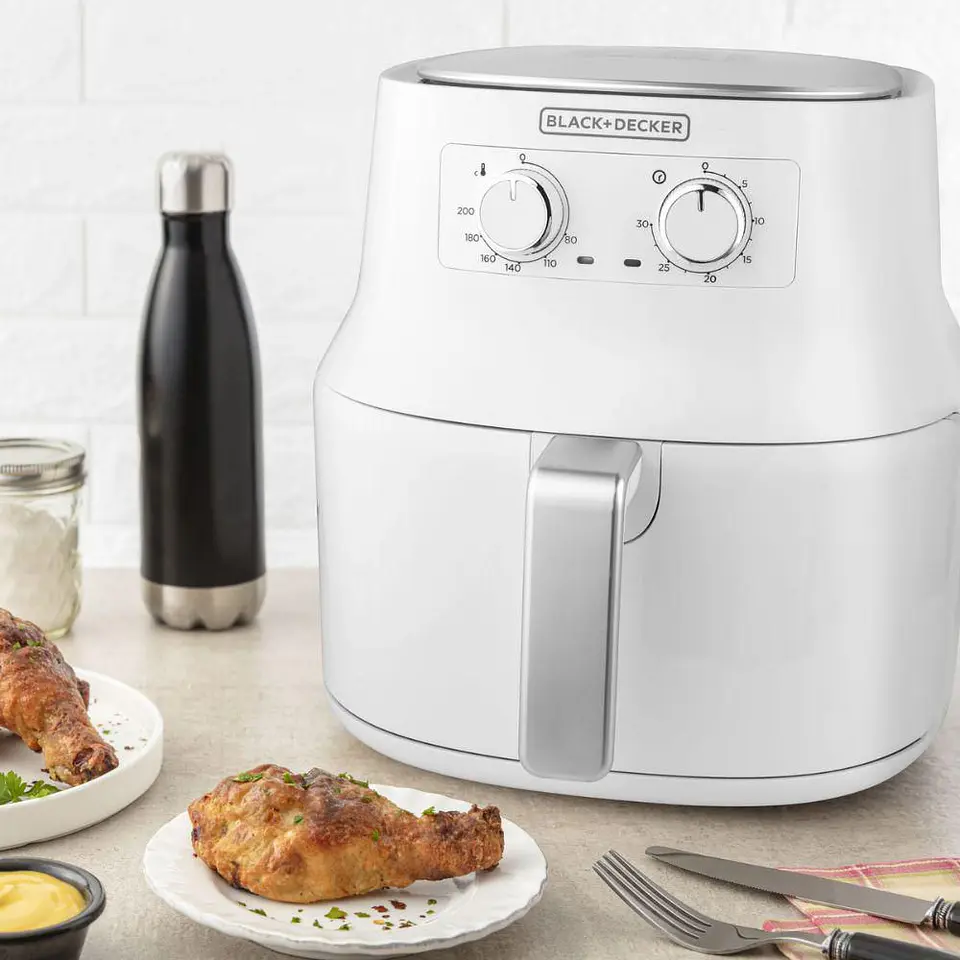 FREIDORA DE AIRE BLACK & DECKER 4,5 Freidora de aire Blanco HF4004W 7